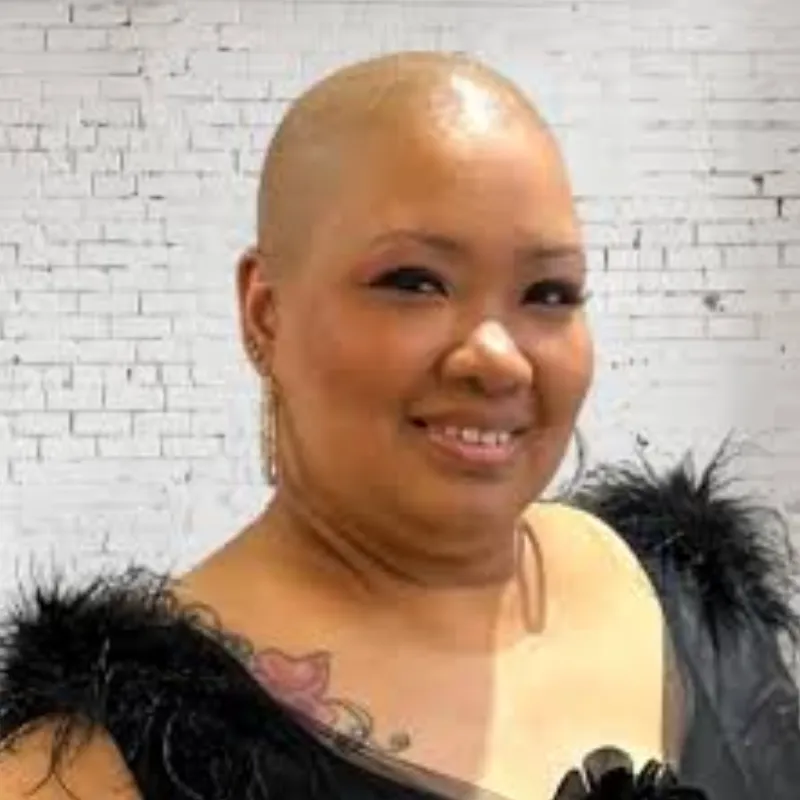 Elle Stovall headshot